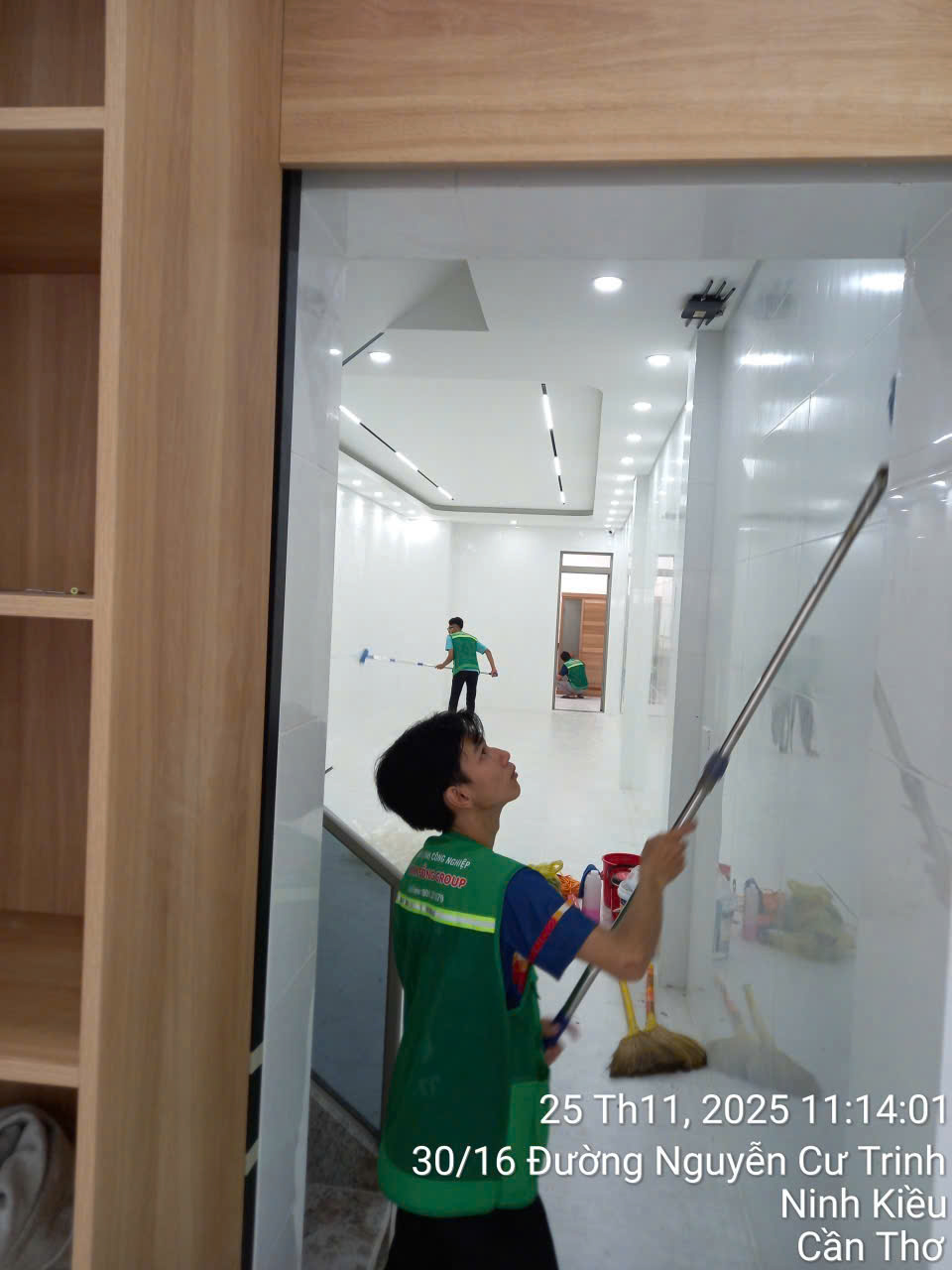 Lau kính cao tầng văn phòng tại Cần Thơ